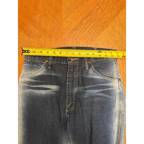 Wrangler Women's Cowboy Cut Jeans Size 9 - Picture 6 of 6
